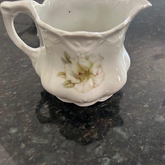 Antique Leuchtenburg Germany creamer white flowers - Picture 4 of 5